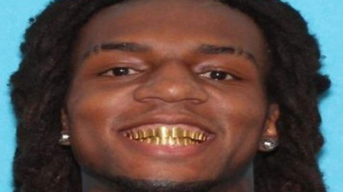 The Gulfport Police Department is searching for Ellis Townsend, a 27-year-old charged with manslaughter in the beating death of a 75-year-old man last November in the 2910 block of 25th Avenue.