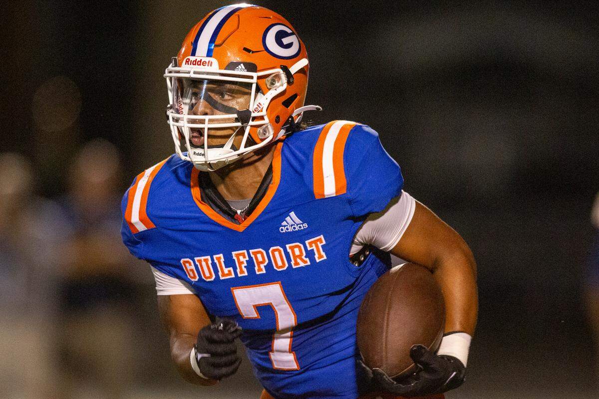 Gulfport’s Gavin Brown runs the ball during a game against Ocean Springs at Milner Stadium in Gulfport on Friday, Oct. 27, 2023. Ocean Springs beat Gulfport 30-7.