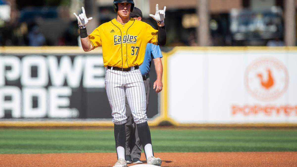 Southern Miss’s Carson Paetow reacts after making a double during a game against UTSA during the Conference USA tournament at Pete Taylor Park in Hattiesburg on Saturday, May 28, 2022.