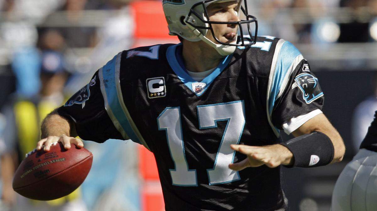 CHUCK BURTON/ASSOCIATED PRESS 
 Former Carolina Panthers quarterback Jake Delhomme (17) predicts the Panthers will beat Arizona in the NFC Championship Game and reach the Super Bowl.