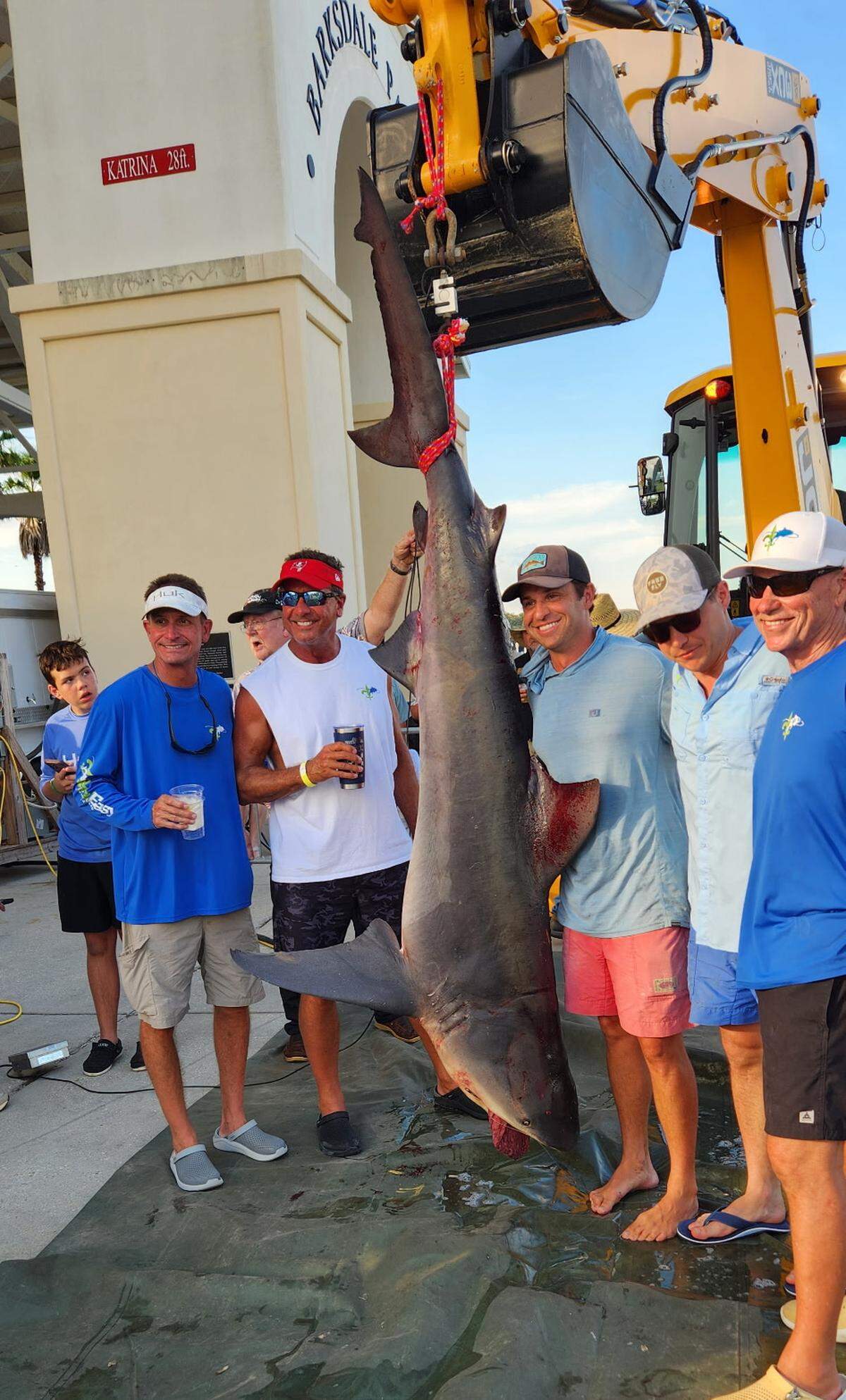 Marc Barhonovich reeled in a 306 pound shark Thursday evening, taking first place in the shark division and winning a Kysek 35 Ice Chest.