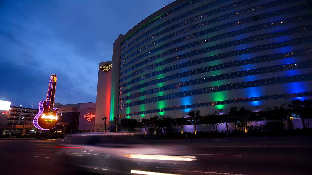 The sun sets along casino row in downtown Biloxi. All casinos in Mississippi are closed due to the coronavirus pandemic, and a union that represents employees at three Biloxi casinos said the casinos should pay all staff members throughout the pandemic.