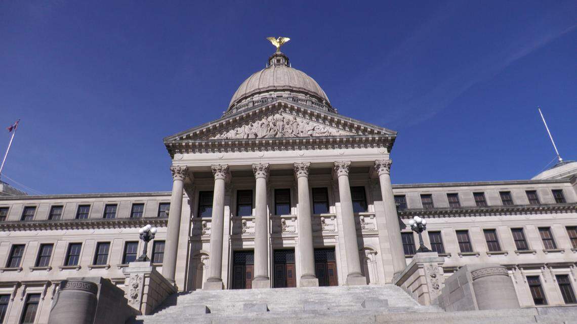 Bobby Harrison: Childish bickering the reason Mississippi doesn’t have a budget