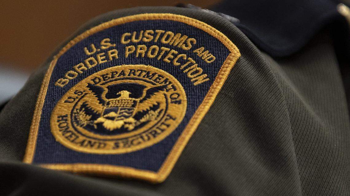 Father, son charged after Border Patrol agent dragged in South MS traffic stop