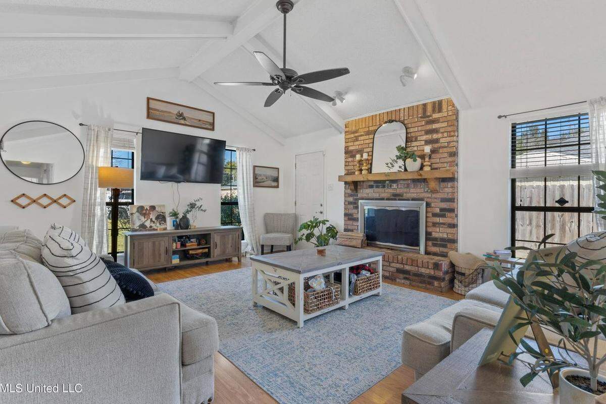 746 Live Oak Dr., Biloxi, MS 39532