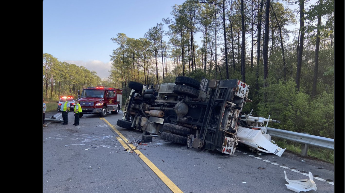 An overturned power truck will cause traffic delays on Mississippi 57 near Quave Road on March 31, 2022.
