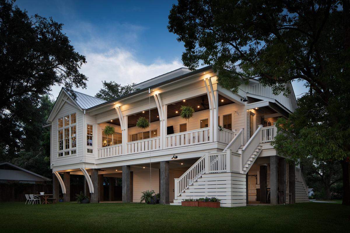 This “Bayou Bernard Beauty” was an award-winner built by Hunter Desport and Chase Denmark of HD Homes.