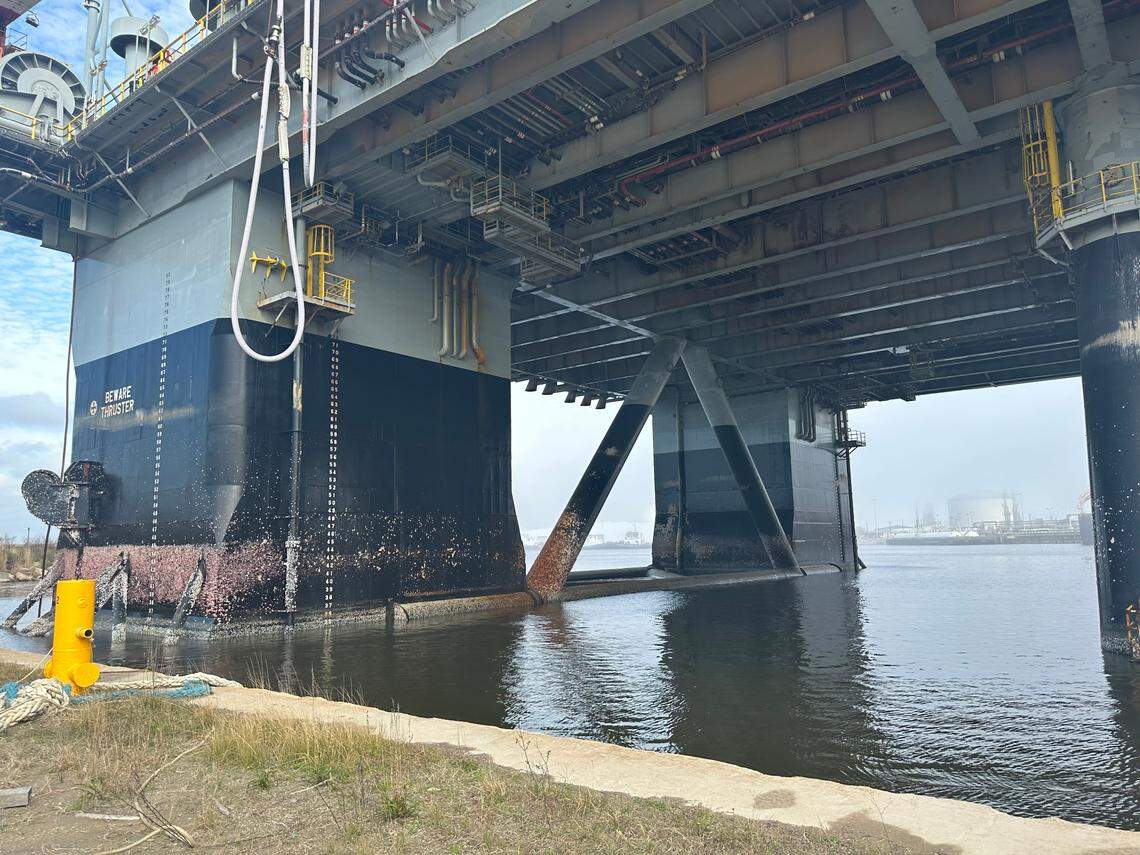 Crews are working to prepare oil platforms to be moved from Pascagoula Thursday. Space X had planned to use the platforms to use as launch pads. The platforms are being recycled.