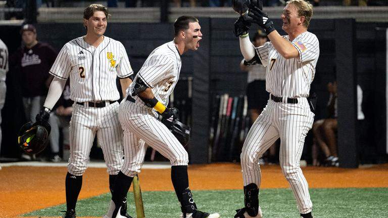 PHOTOS: Southern Miss tops Mississippi State in top-10 thriller