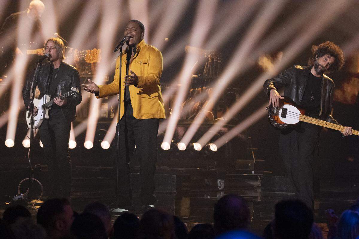 Daniel Stallworth survived elimination Monday on “American Idol.” Stallworth performed “Livin’ on a Prayer” by Bon Jovi.