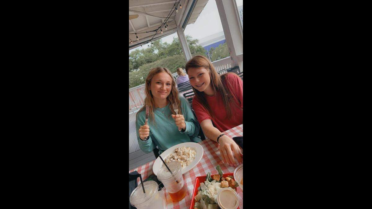 Chloe Taylor and Baleigh Bowlin