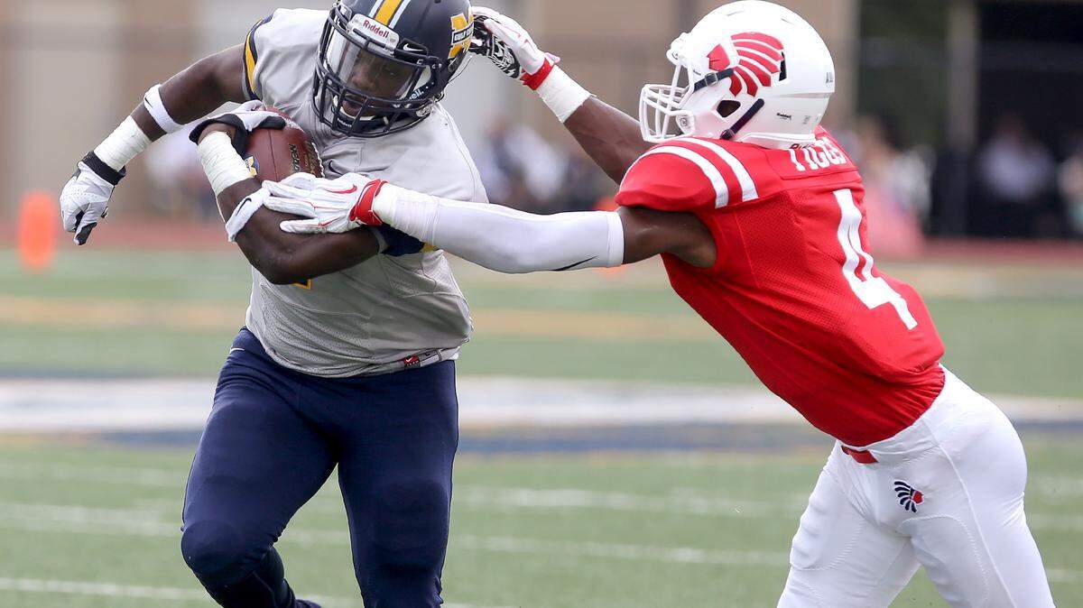 AMANDA McCOY/SUN HERALD 
 Gulf Coast running back Chris Robinson will be a focal point of the No. 6 Bulldogs attack in the MACJC Championship Game on Saturday at No. 1 Northwest.