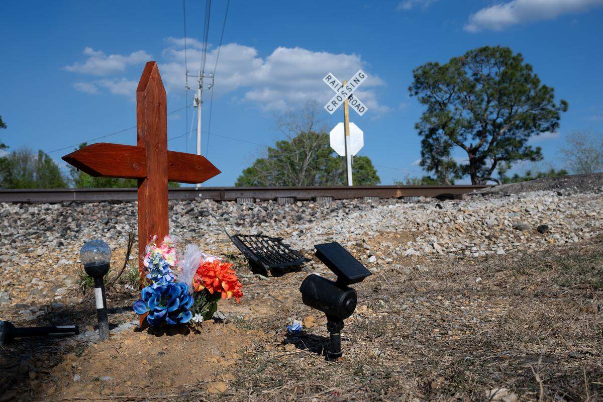 Five people were killed Friday, March 27, 2026, in a train-van crash on Pump Branch Road in Wiggins.