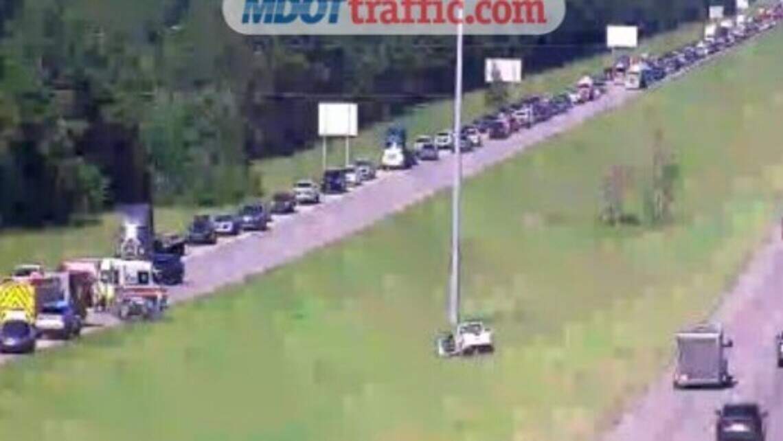 Update: Crash, long backup cleared on I-10 in South Mississippi, MDOT reports