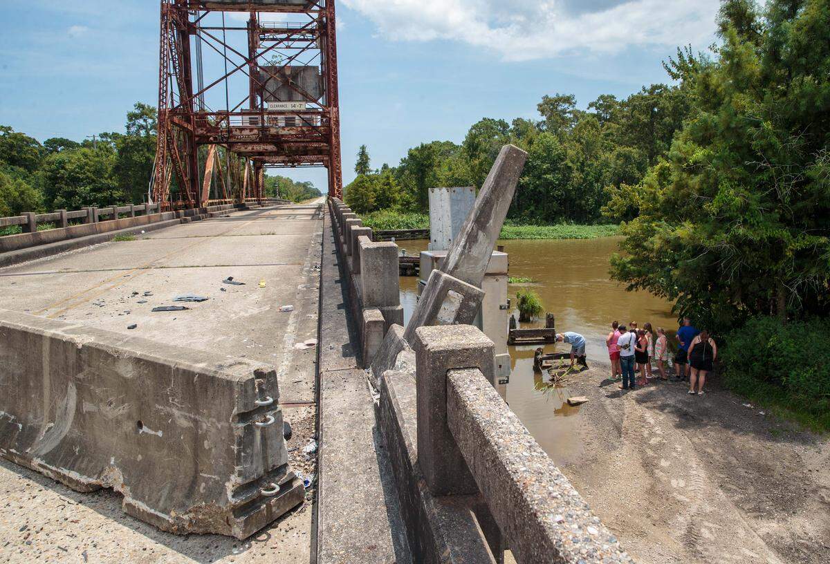 The West Pearl River Bridge on U.S. Highway 90 has been closed since May 24, 2022, after state inspectors deemed the steel-truss structure too deteriorated to remain open. The indefinite closure has disrupted travel between Slidell and Pearlington, with no set timeline for replacement.