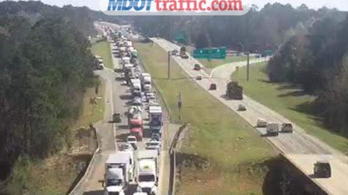 I-10 traffic back to full speed after third crash of the week caused major delay