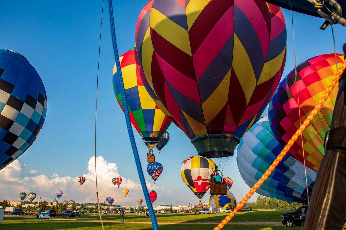 The 19th annual Gulf Coast Balloon Festival returns to Coastal Alabama.