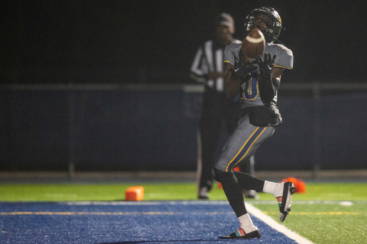 Gautier’s AJ Phillips catches a pass in the end zone for a touchdown during a playoff game against Wayne County at Gautier High School in Gautier on Friday, Nov. 11, 2022.