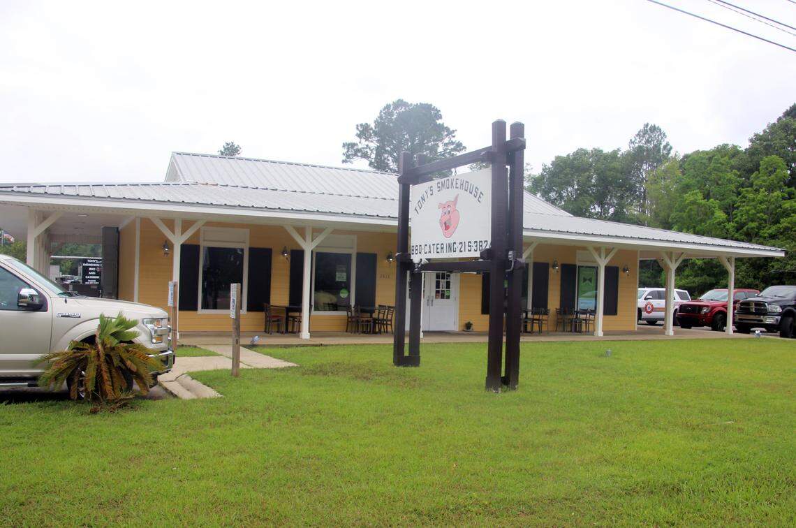 Tony’s Smokehouse BBQ & Catering is a relatively new barbecue joint in Gautier that is fast making a name for itself in the barbecue world.