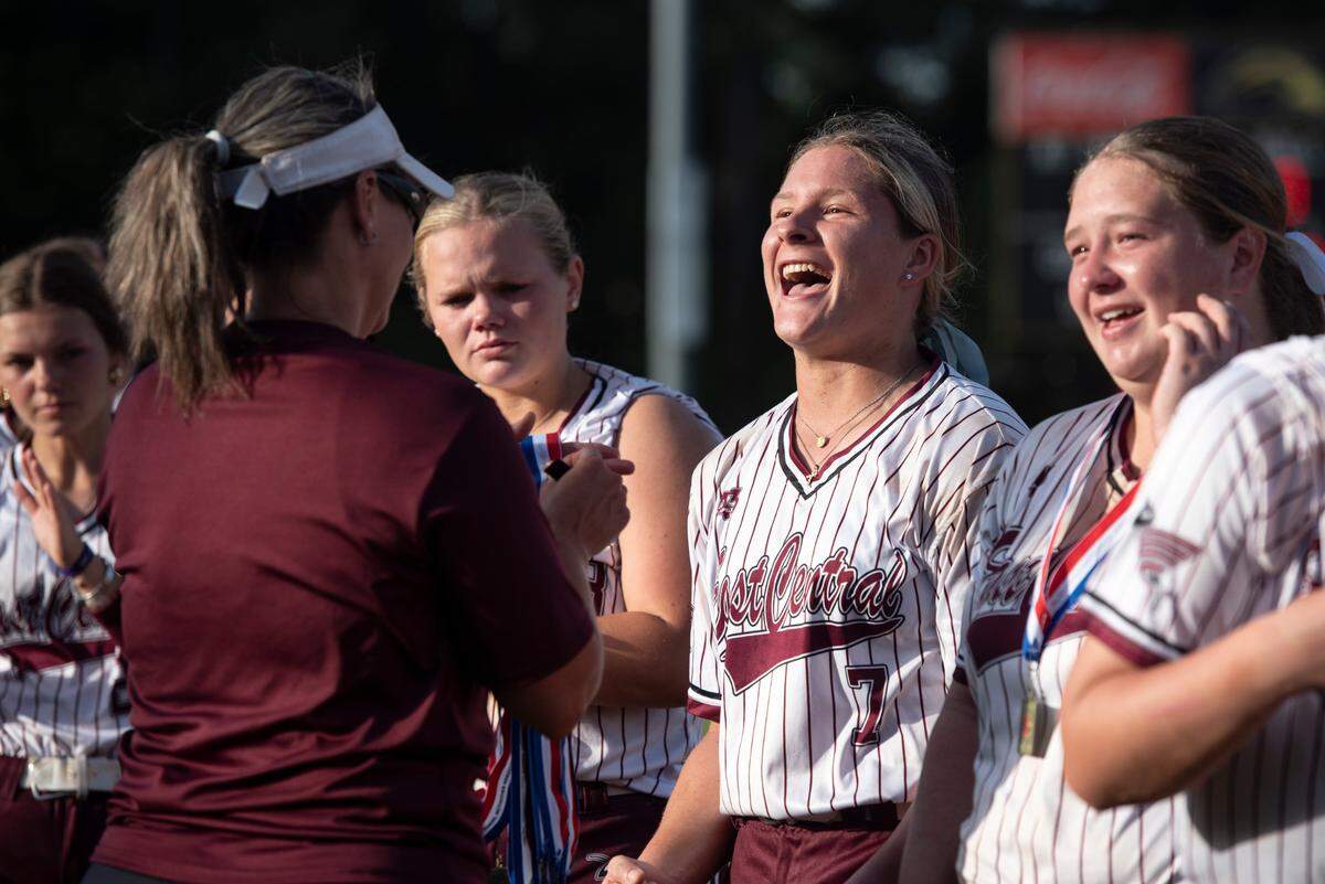 East Central players receive their medals after winning the MHSAA 5A Softball Championship at USM Softball Complex in Hattiesburg on Wednesday, May 14, 2025.