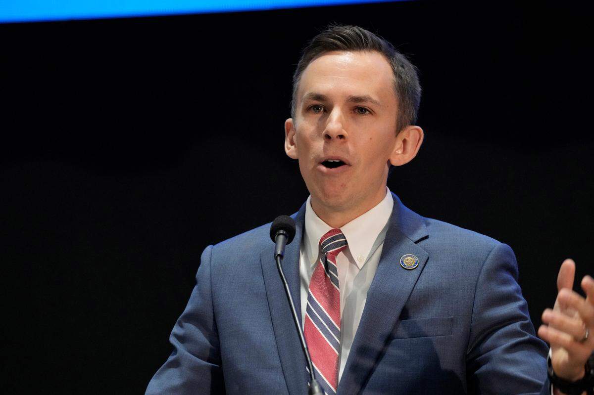Mississippi Auditor Shad White said Thursday that he will fight a lawsuit that Mississippi Attorney General Lynn Fitch, a fellow Republican, filed against him.