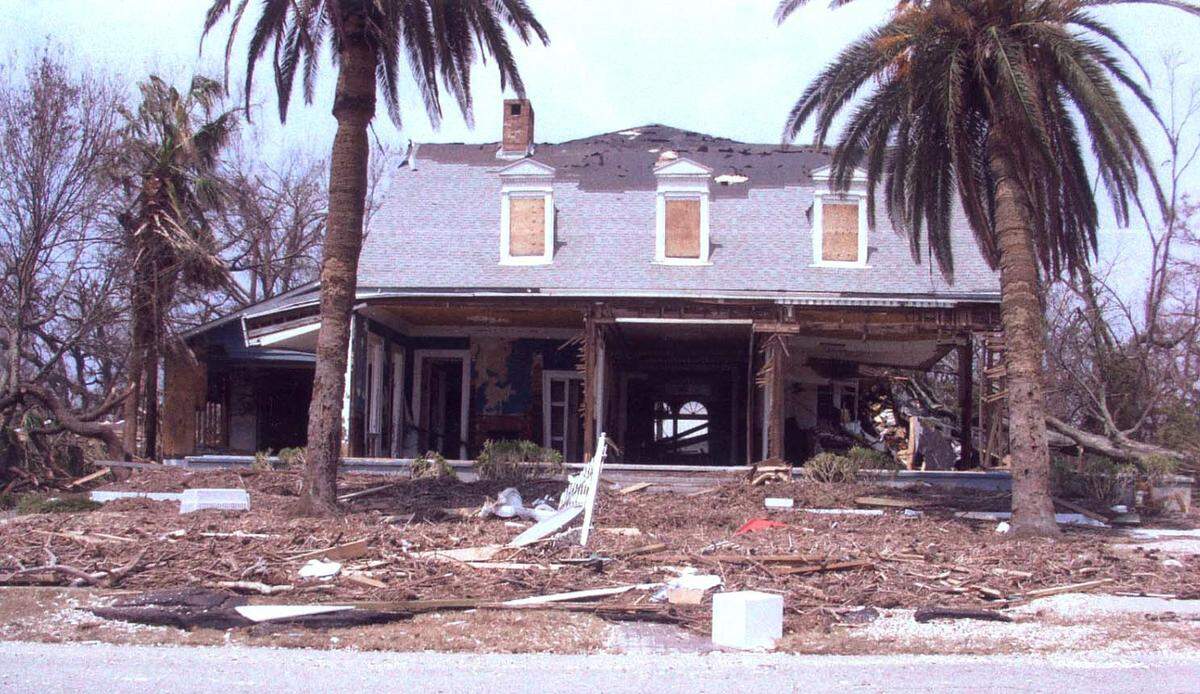 Blue Rose restaurant in Pass Christian after Hurricane Katrina