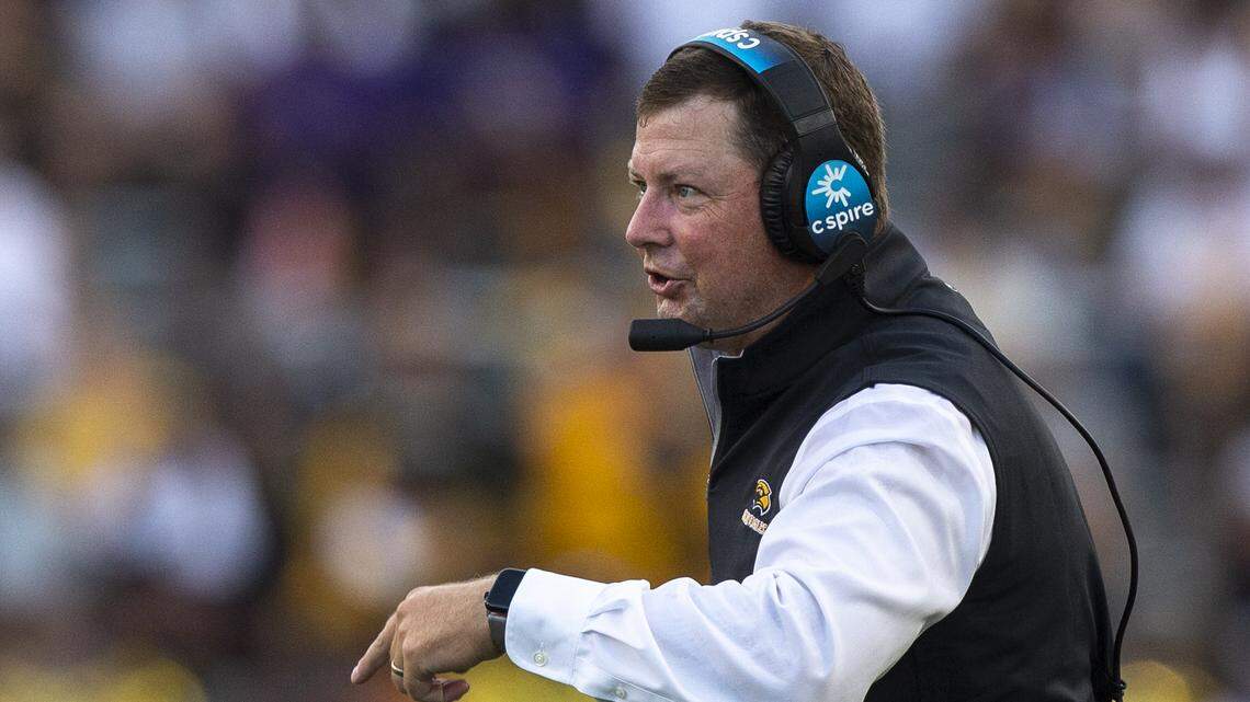 Southern Miss offense erupts, but Golden Eagles fall short in loss at Appalachian State