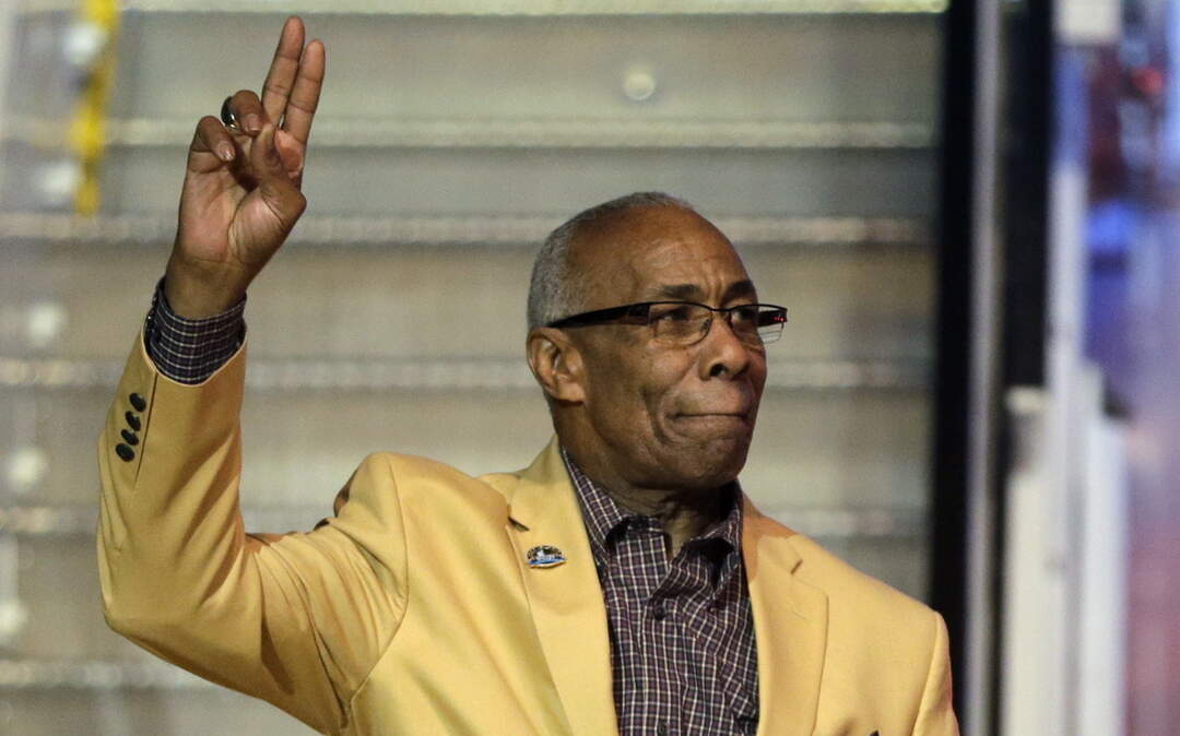 Lem Barney is introduced before the inaugural Pro Football Hall of Fame Fan Fest Friday, May 2, 2014, at the International Exposition Center in Cleveland. (AP Photo/Mark Duncan)