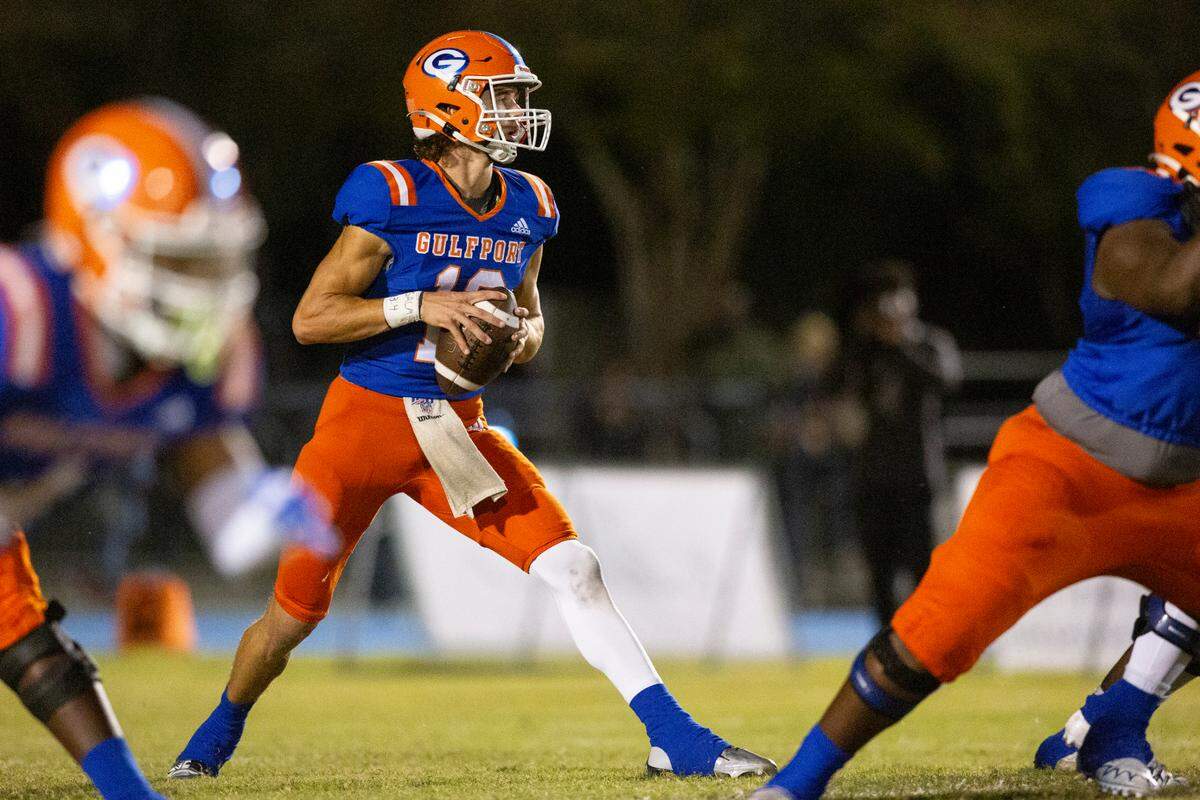 Gulfport quarterback Nico Williams prepares to throw a pass during a game against Ocean Springs at Milner Stadium in Gulfport on Friday, Oct. 27, 2023. Ocean Springs beat Gulfport 30-7.
