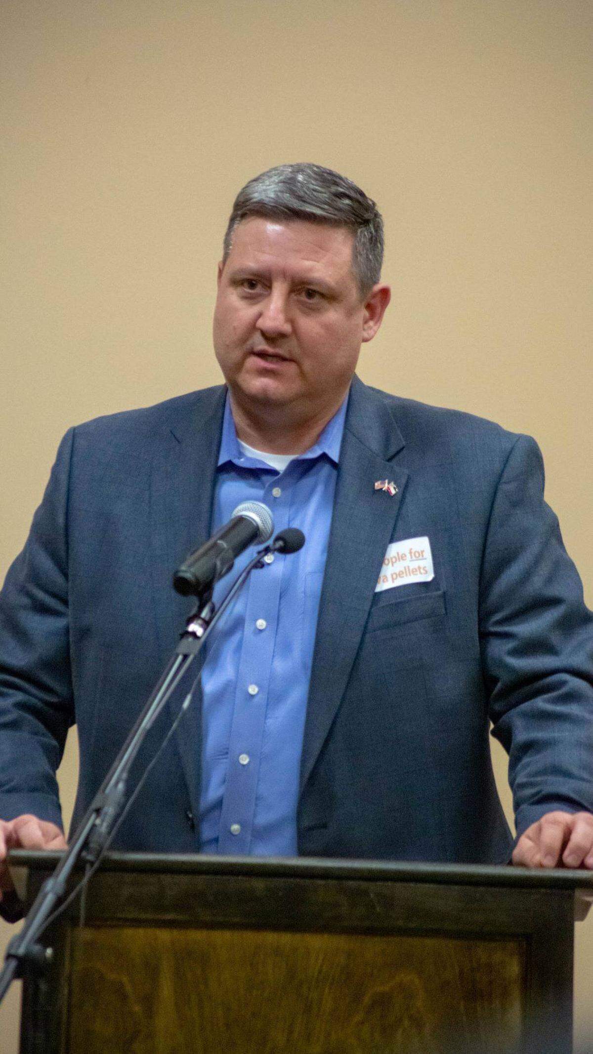 State Sen. Dennis DeBar speaks at a public hearing for an air permit for the proposed expansion of Enviva wood pellet plant in Lucedale, Miss. on Tuesday, May 14, 2019.