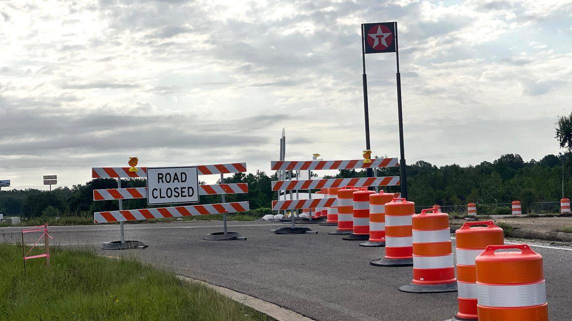 One dead in fatal crash on I-10 near Menge Avenue exit and future Buc-ee’s site