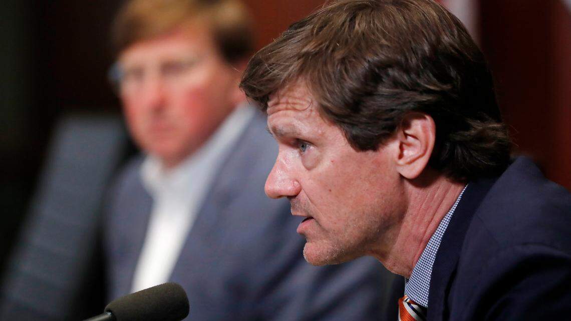 With 2nd COVID-19 spike, will MS Coast mask mandate come from Reeves or local leaders?