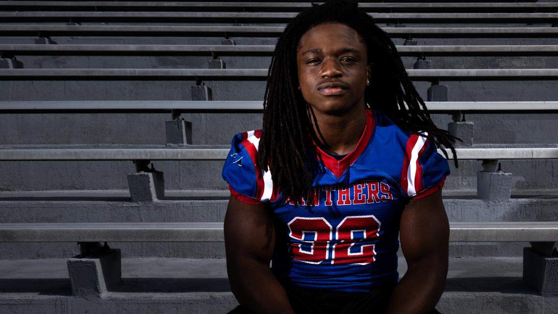 He played football hours after his mother’s death. This is how he honors her