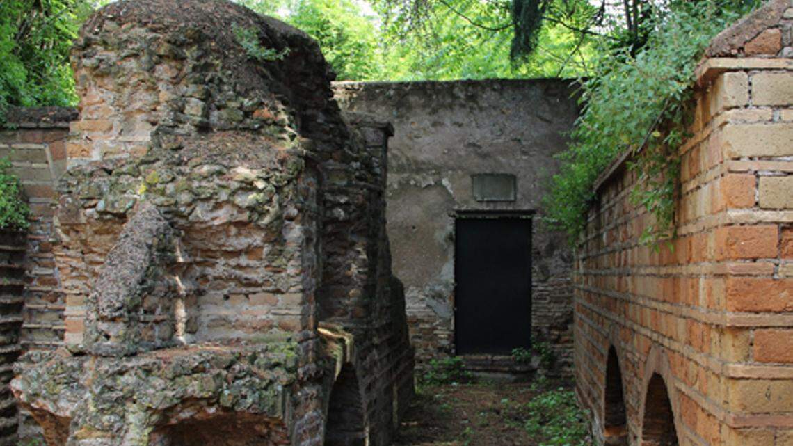 Rome's Jewish catacombs to open to public 