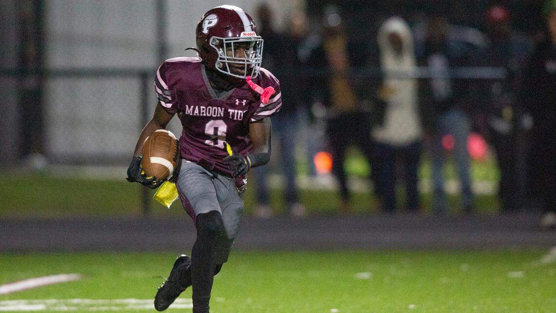 Coast football is back. Here are the five biggest stories of the 2025 season