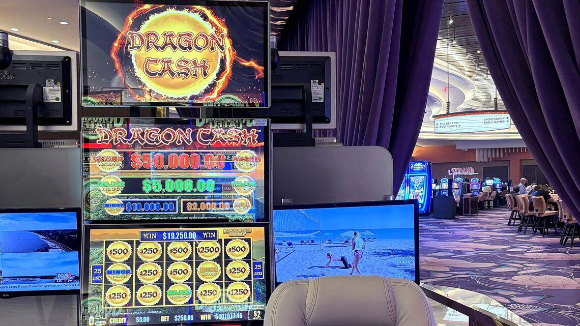 Big bet on MS Coast slot machine with $2 minimum leads to six-figure payout