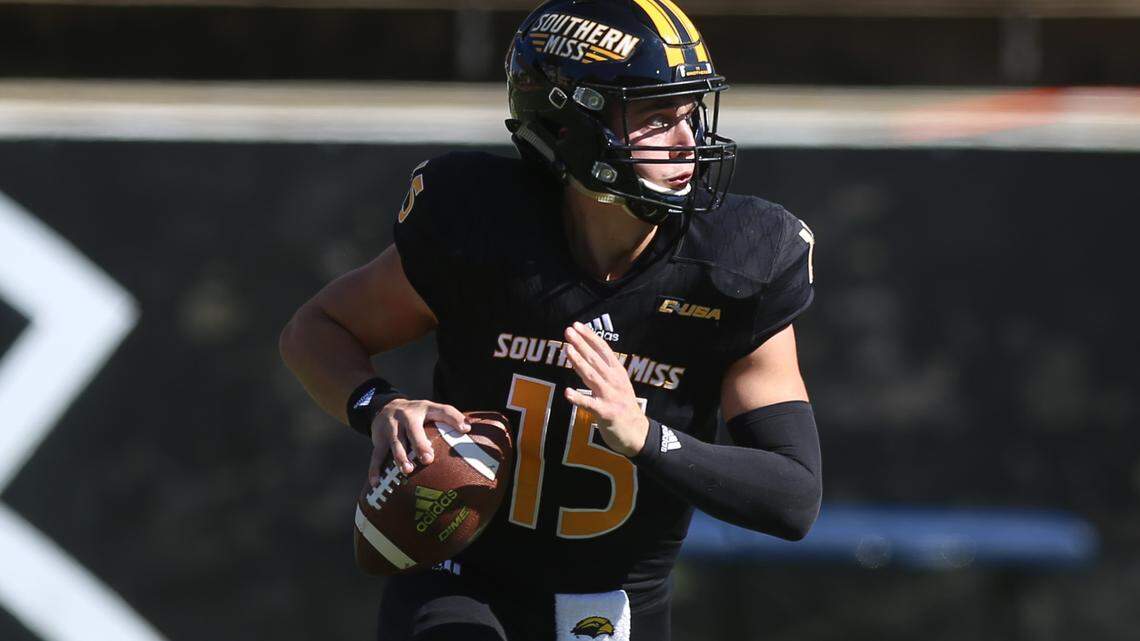 Southern Miss starting quarterback choosing to sit out the rest of the season