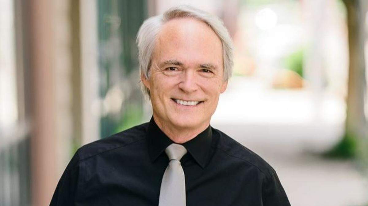 Peter Rubardt, music director for the Gulf Coast Symphony for nine years, is a California native who studied at Julliard and worked in New York for several years before moving South. He has guest conducted orchestras internationally.