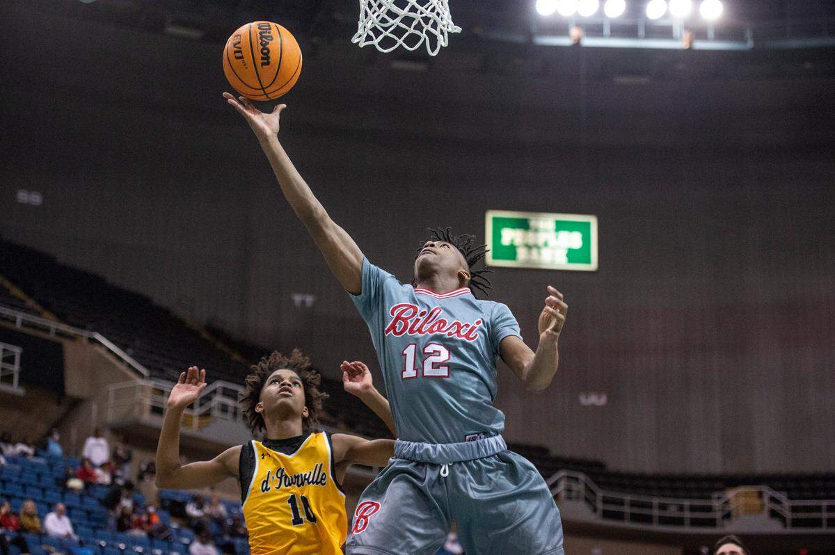 Biloxi’s Duran Parish scores during a game against D’Iberville during Hoopsfest at the Mississippi Coast Coliseum in Biloxi on Saturday, Jan. 29, 2022.