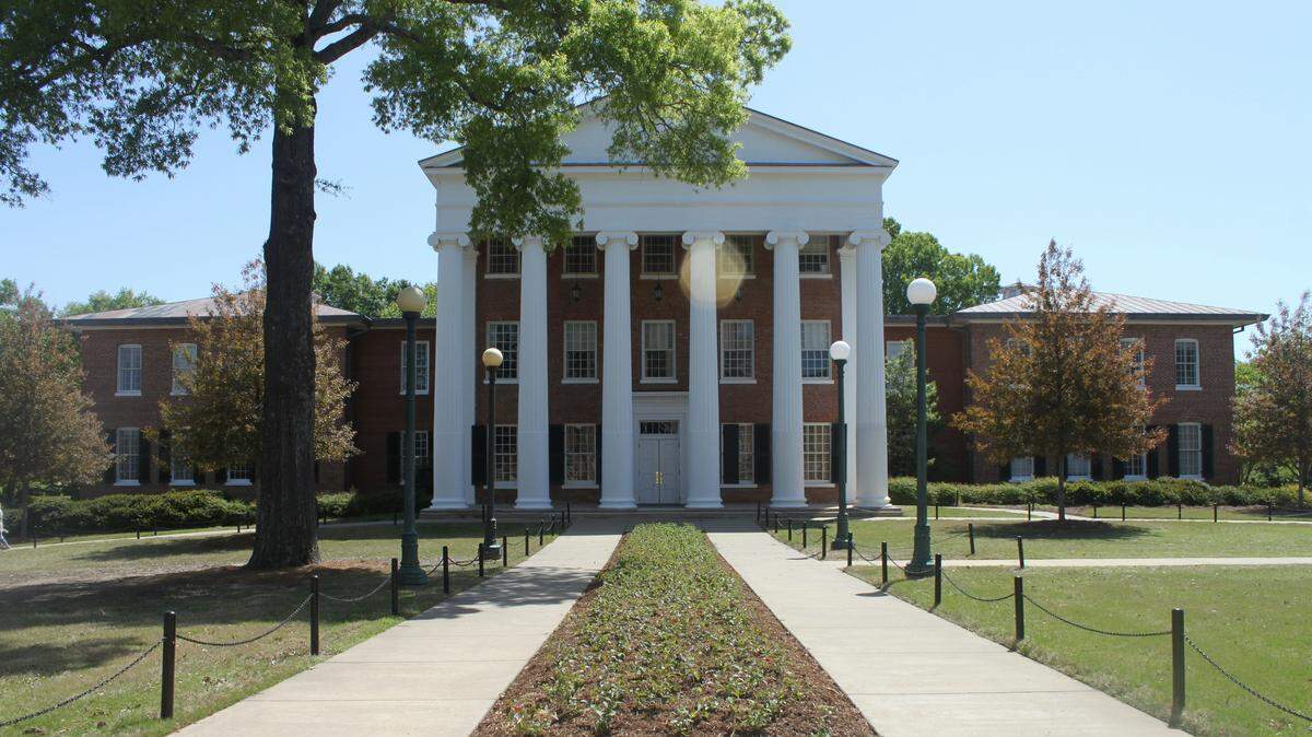 U.S. News & World Report recently shared their 2026 rankings of top colleges in Mississippi. These colleges were ranked among the best in the state and regionally.