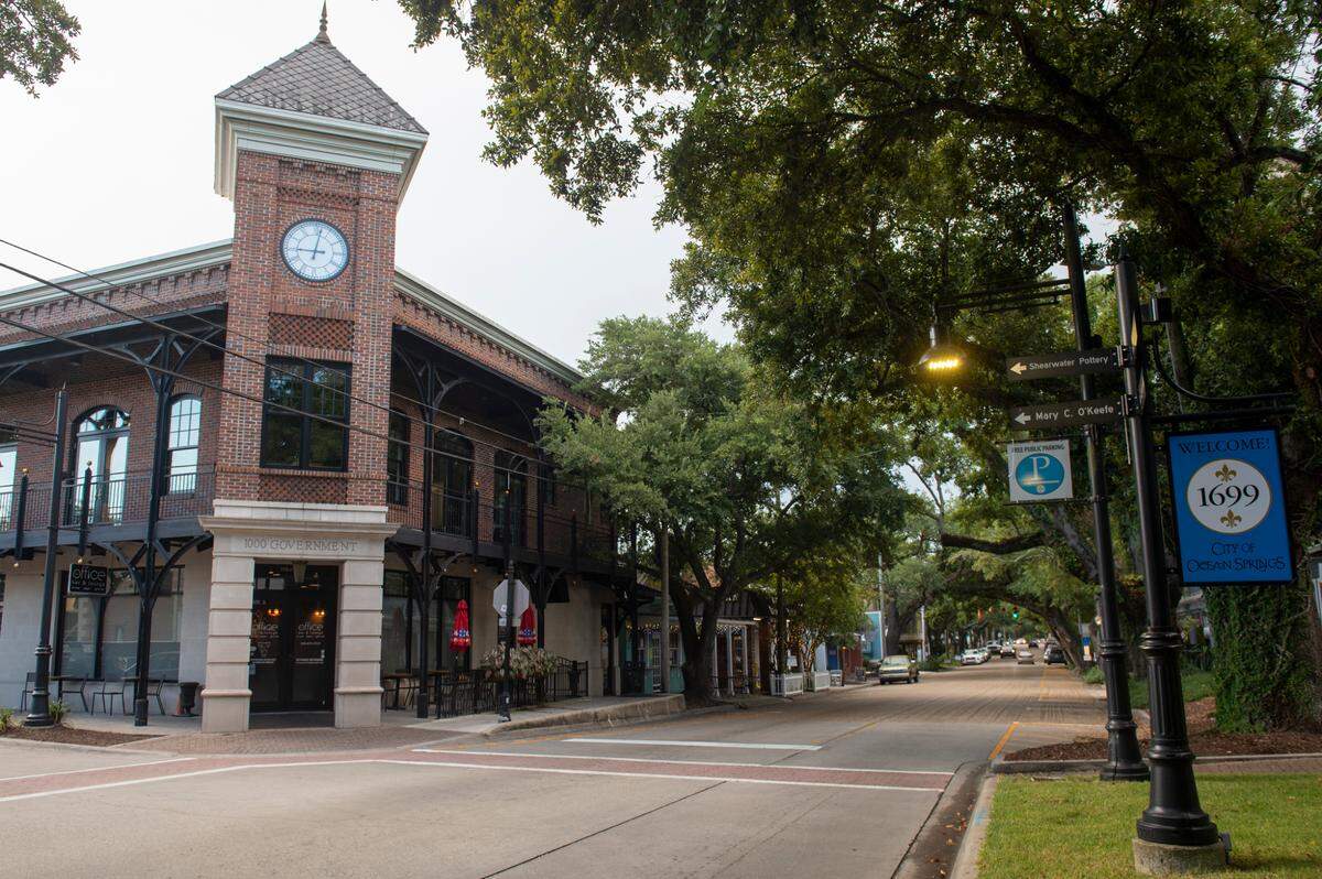 Downtown Ocean Springs on Wednesday, Aug. 28, 2024. The city’s charm is attracting attention from developers, including an Alabama resident who plans a four-star hotel after a string of lawsuits over several hotels there. Developer Anand Patel says he’s working to resolve the cases and monetary judgments against him and his companies.