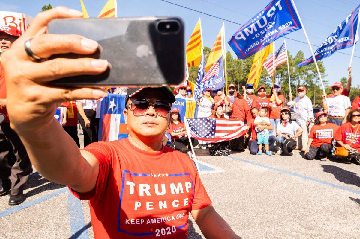 The Cross Country Caravan for Trump, a group of Vietnamese supporters of Donald Trump from around the country, gathered in Biloxi for a rally on Wednesday, Oct. 7, 2020, before continuing to Atlanta, Orlando, and finally Washington, D.C., to show their support for President Trump’s reelection bid.