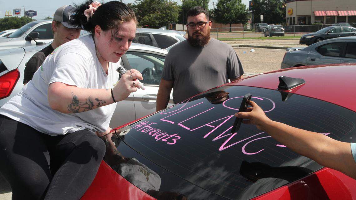 TikTok, socials explode after judge shuts down accounts of Aubreigh Wyatt’s grieving mom