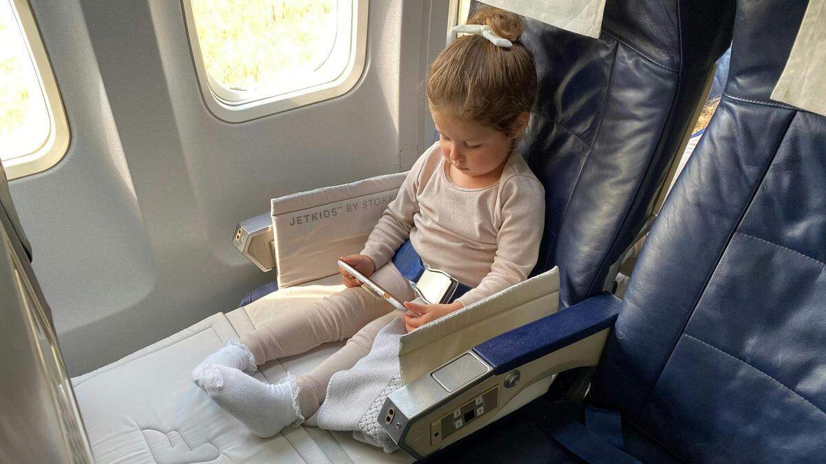 How young is too young to fly alone?