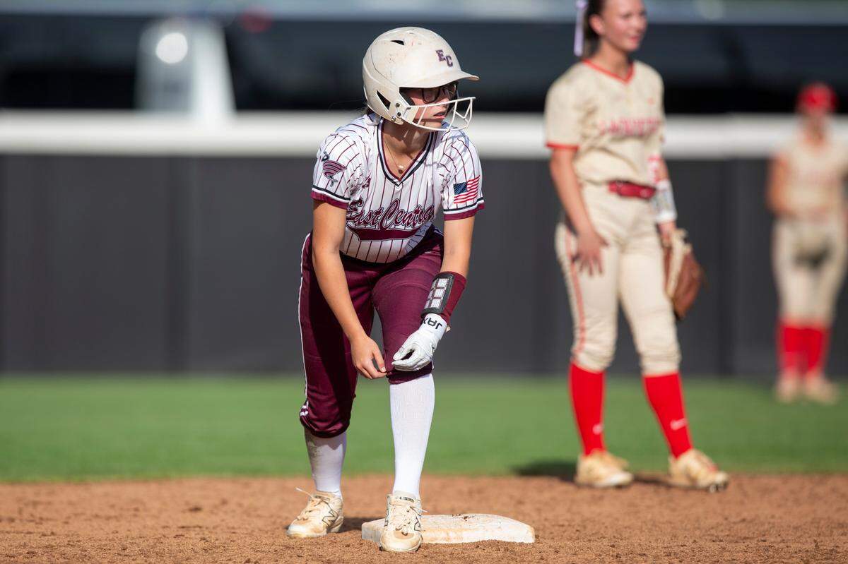 East Central’s Sophie Finch leads off during the MHSAA 5A Softball Championship at USM Softball Complex in Hattiesburg on Wednesday, May 14, 2025.