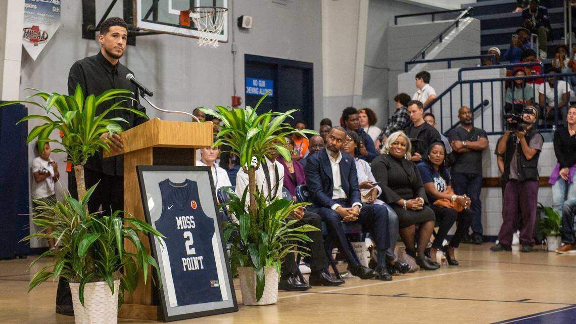 Phoenix Suns star Devin Booker’s high school jersey officially retired at Moss Point