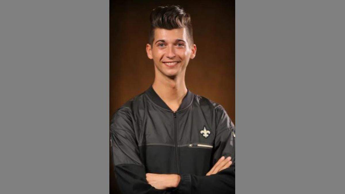 Jesse Hernandez is officially the first male Saintsation.
