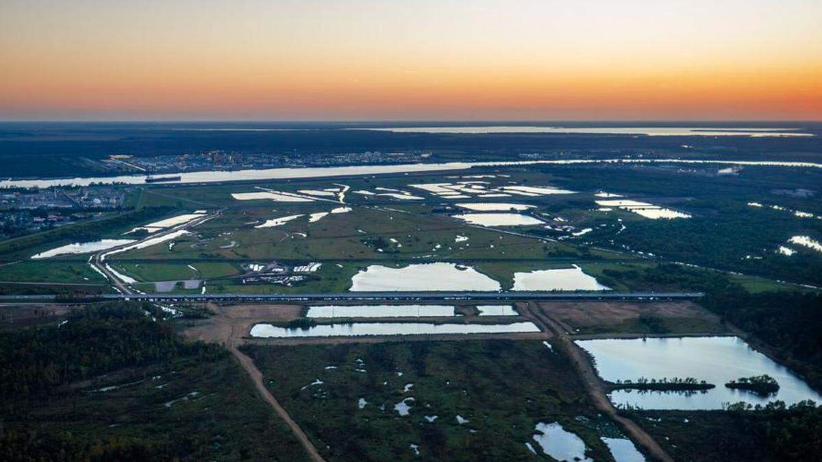 The Mississippi Gulf Coast’s protests over the use of one of those valves, the Bonnet Carré Spillway, have grown louder and led to lawsuits, particularly after record openings in 2019.