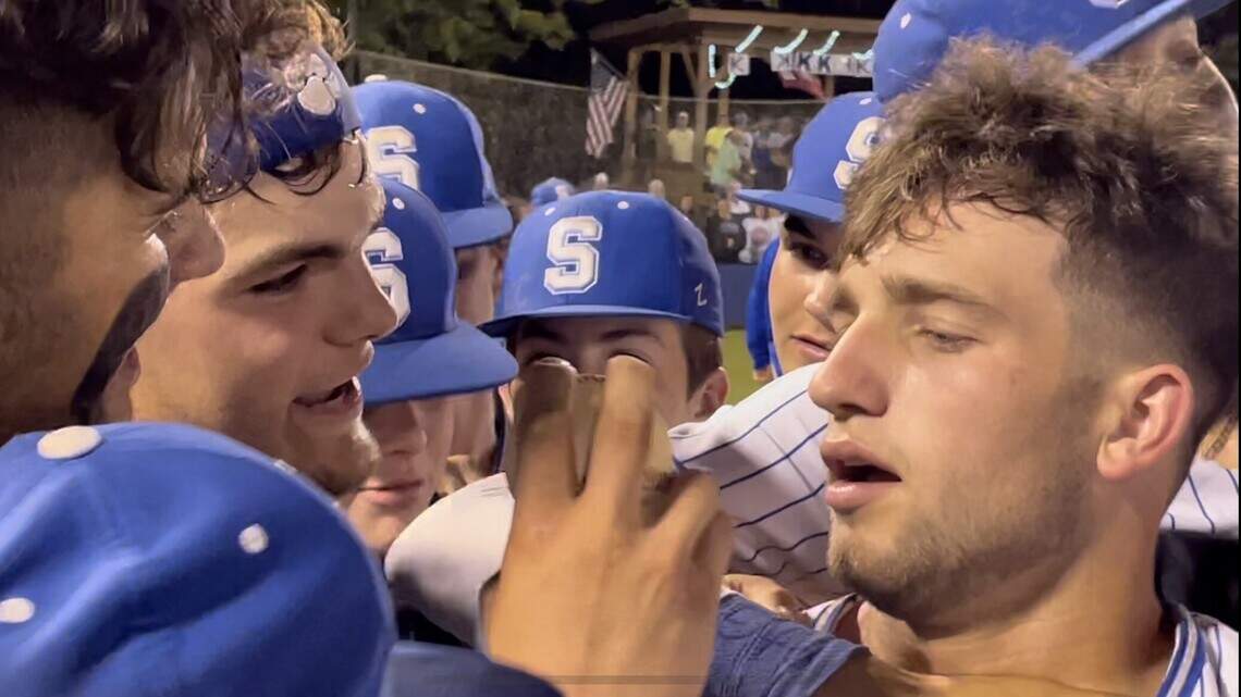 Two days after his father’s death, a Mississippi high school pitcher threw a two-hitter