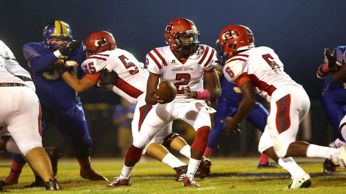 AMANDA McCOY/SUN HERALD 
 Harrison Central quarterback Tavis Williams (2) has offers from Jackson State, Louisiana-Lafayette and South Alabama.